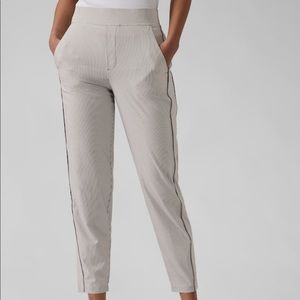 Athleta Brooklyn Texture Ankle Pant  White and Gray Size 14